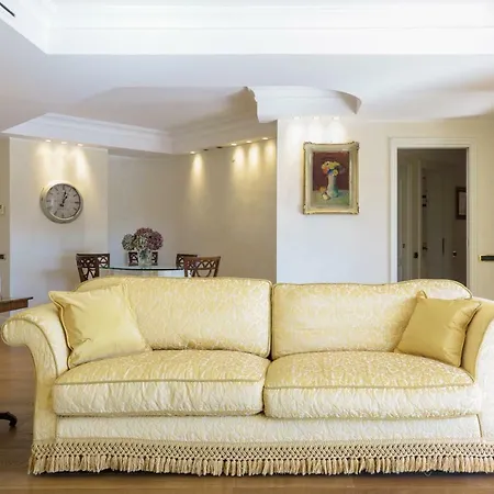 Como Lake Bike&view - Bymyhomeincomo Apartman